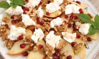 Apfel-Carpaccio mit Ziegenkäse und Walnüssen